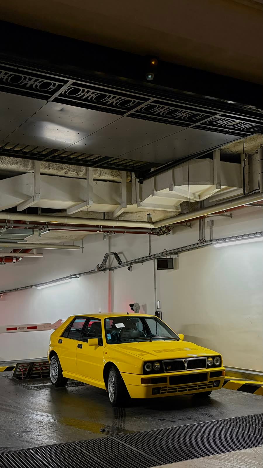Lancia Delta in Paris